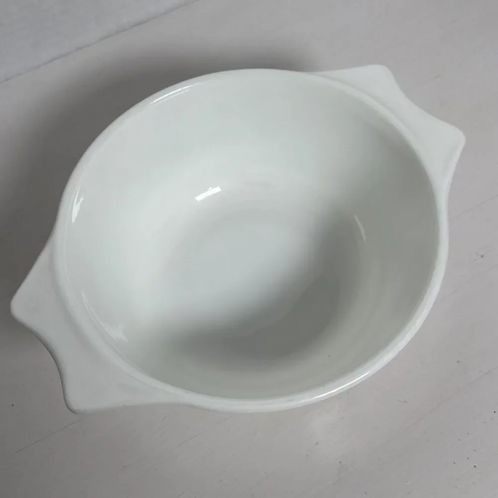 English Pyrex Country Autumn Casserole Dish